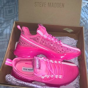 Steve Madden Sneakers